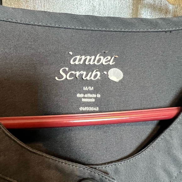 Sanibel Scrub Coat - Picture 2 of 2